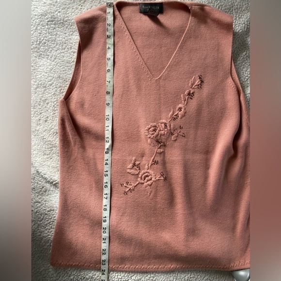 Van Heusen Women’s V-Neck Pullover Vest Sweater embroidered, Size: Large - Picture 8 of 12